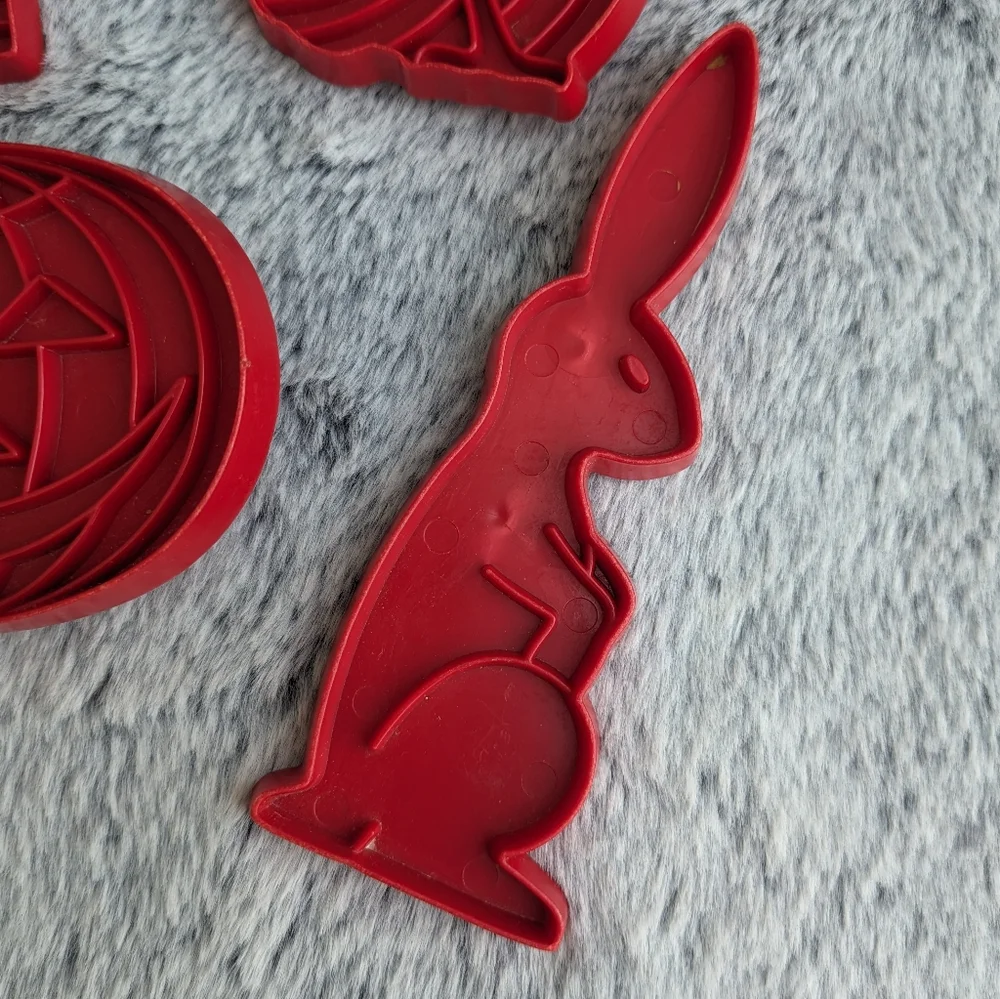 Vintage‎ Tupperware Cookie Cutter 5-Piece Set